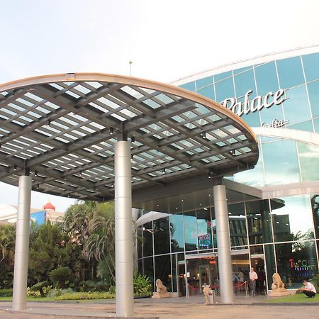 Holiday Palace Ou Chrov Ngoại thất bức ảnh