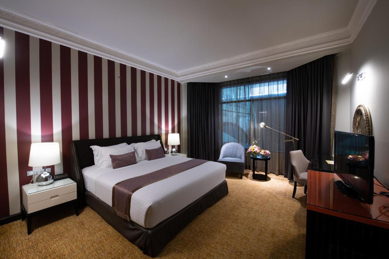 Holiday Palace Ou Chrov Ngoại thất bức ảnh